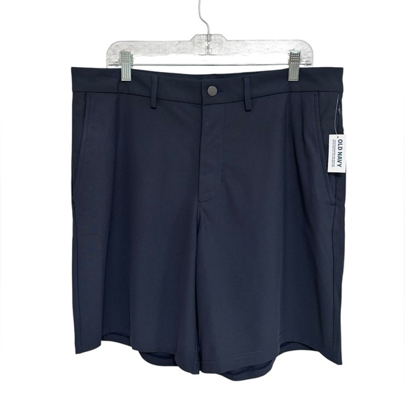 NWT Old Navy Men’s Tech Hybrid Chino Shorts 8” in Navy Blue - Size 36 - Picture 1 of 6